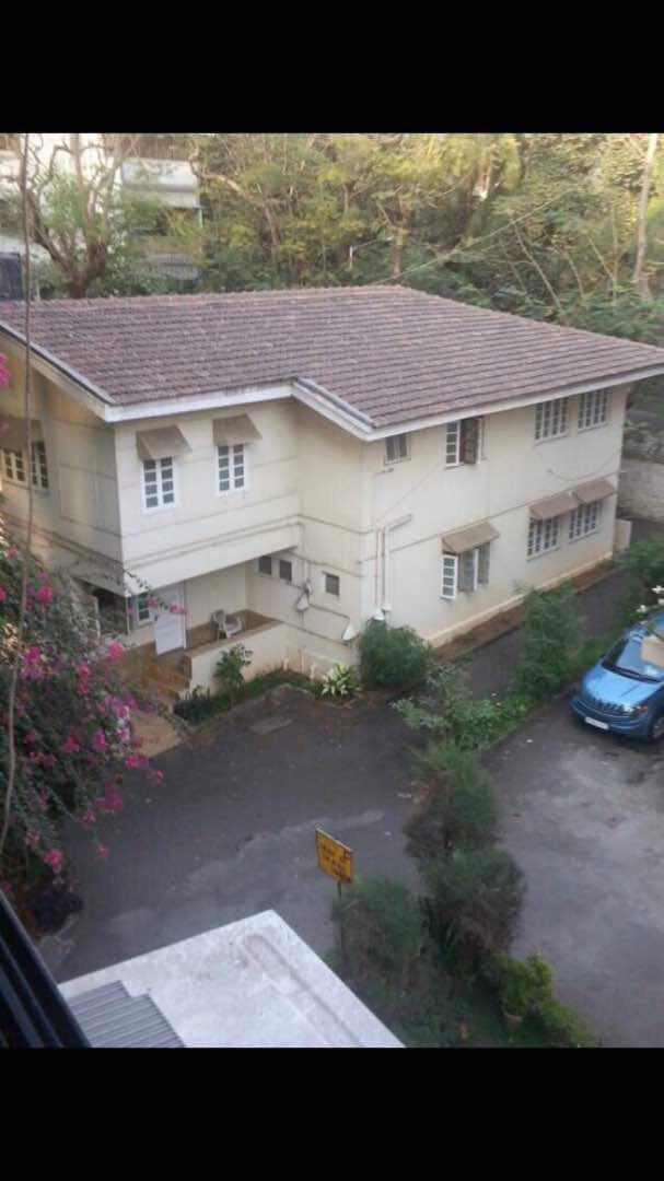 4 BHK Bunglow in Bandra West