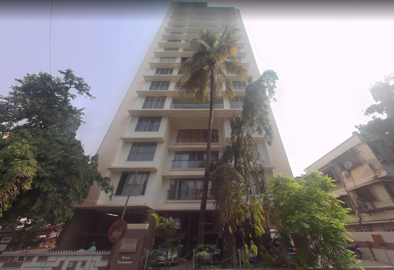 Saveria in Santacruz West