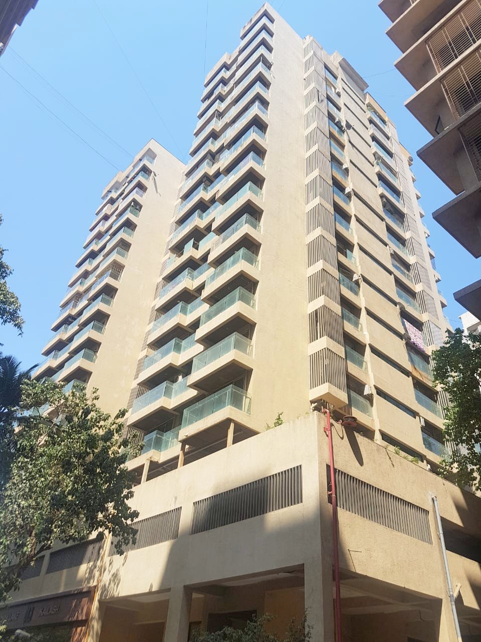 3 BHK DLH Swanlake in Andheri West