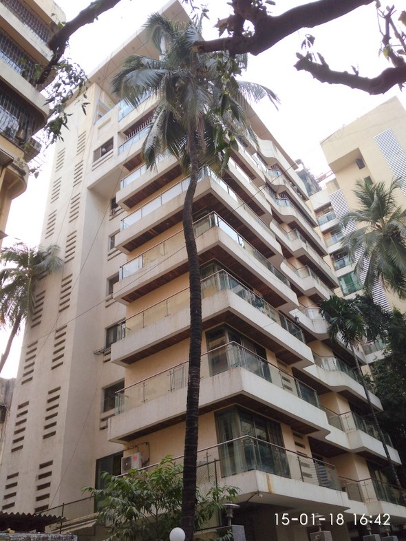 3 BHK Eminente I in Khar West