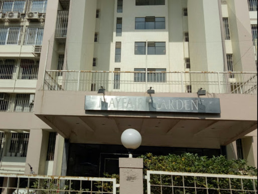 2.5 BHK Mayfair Gardens in Andheri West
