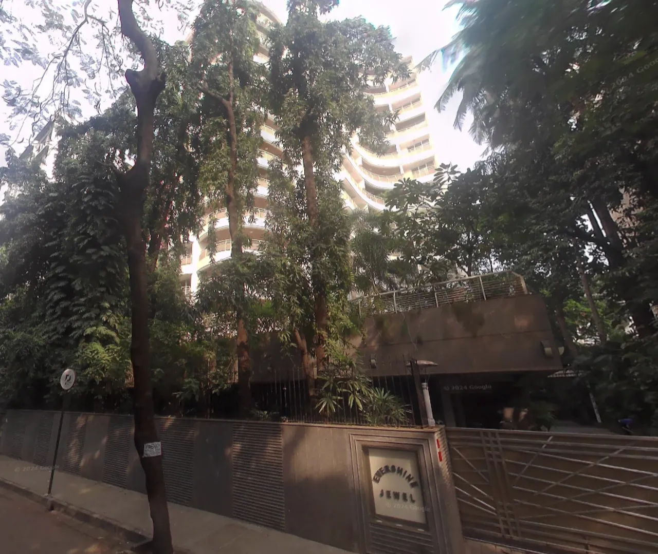 Evershine Jewel for rent in Khar West