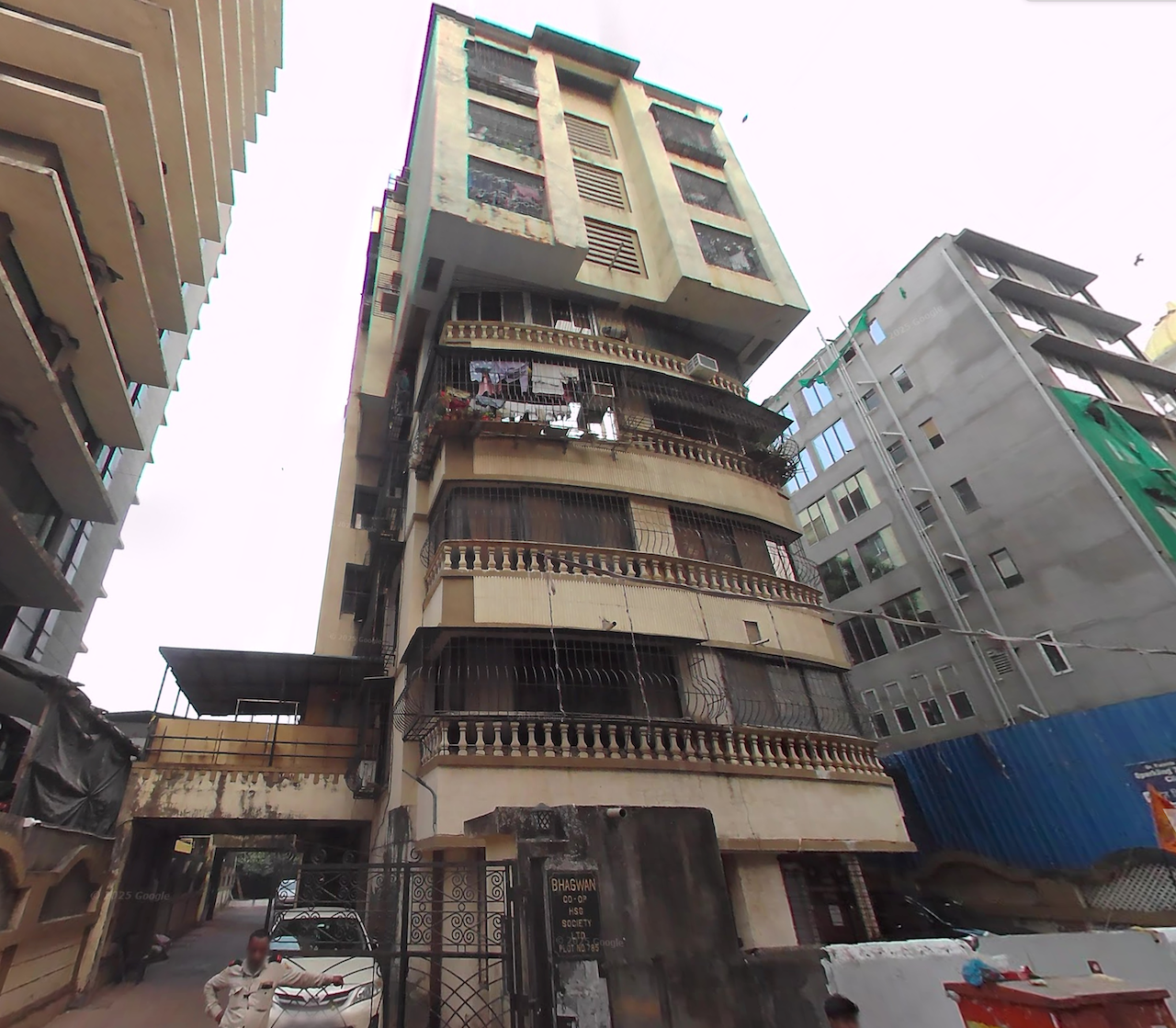 2 BHK Bhagwan Cooperative Soc in Khar West