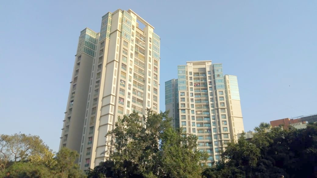 2 BHK Fountain Heights in Kandivali East