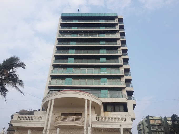 Identity in Bandra West