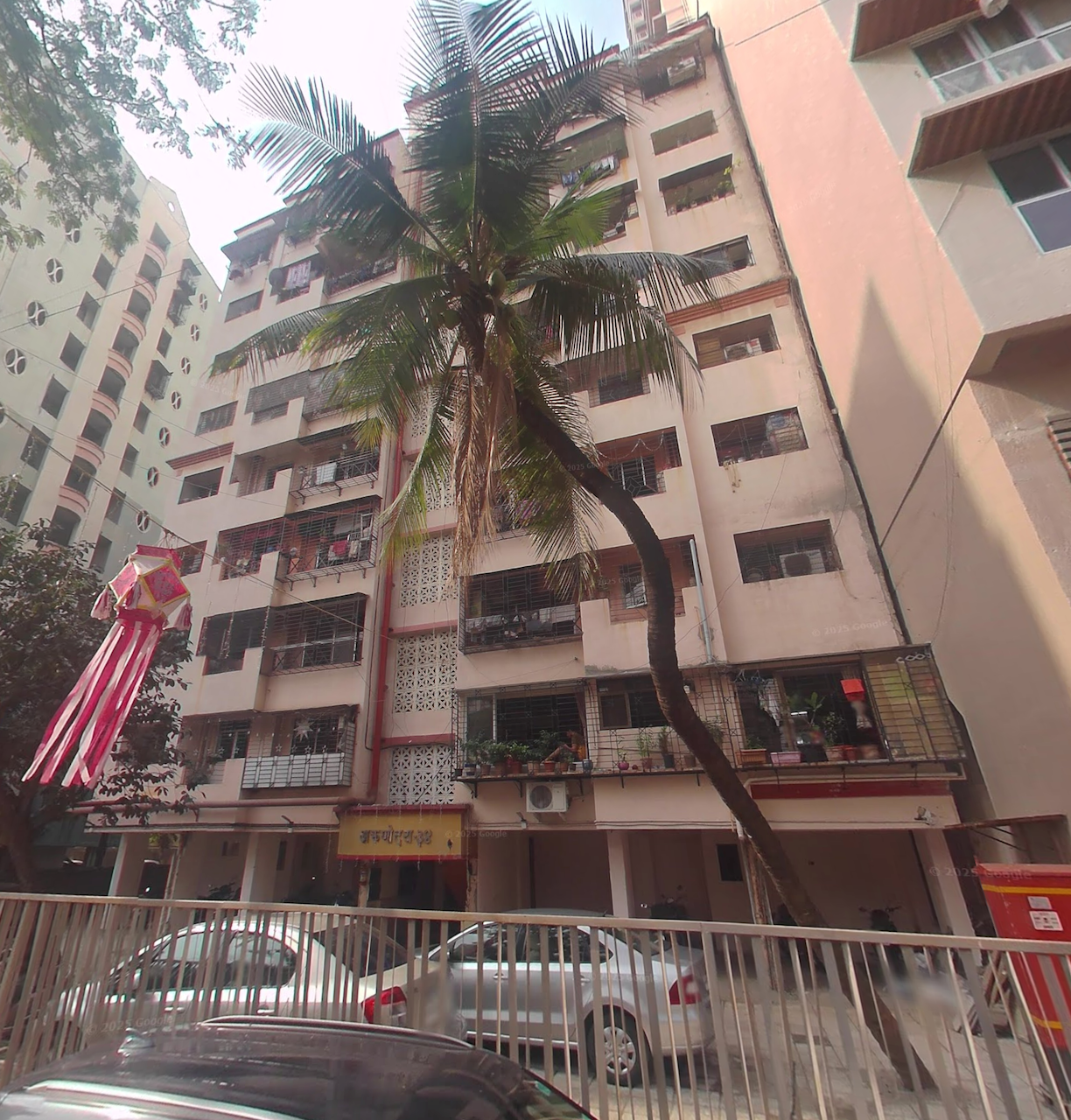 UK Arunodaya — Andheri West (2)