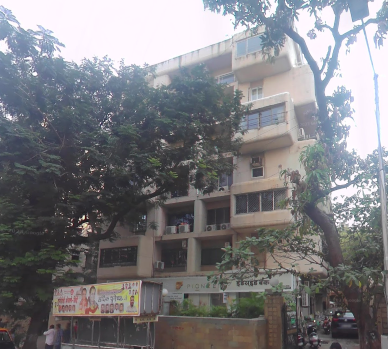 Vikas Building in Peddar Road