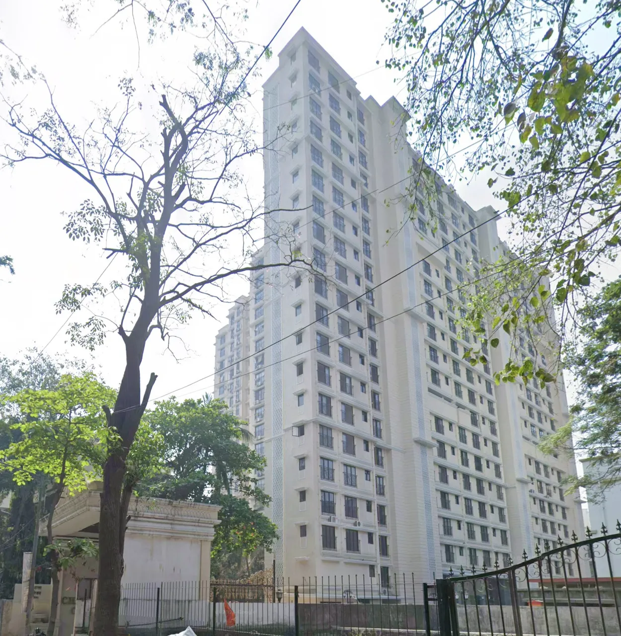 1.5 BHK Pearl Heaven in Andheri East