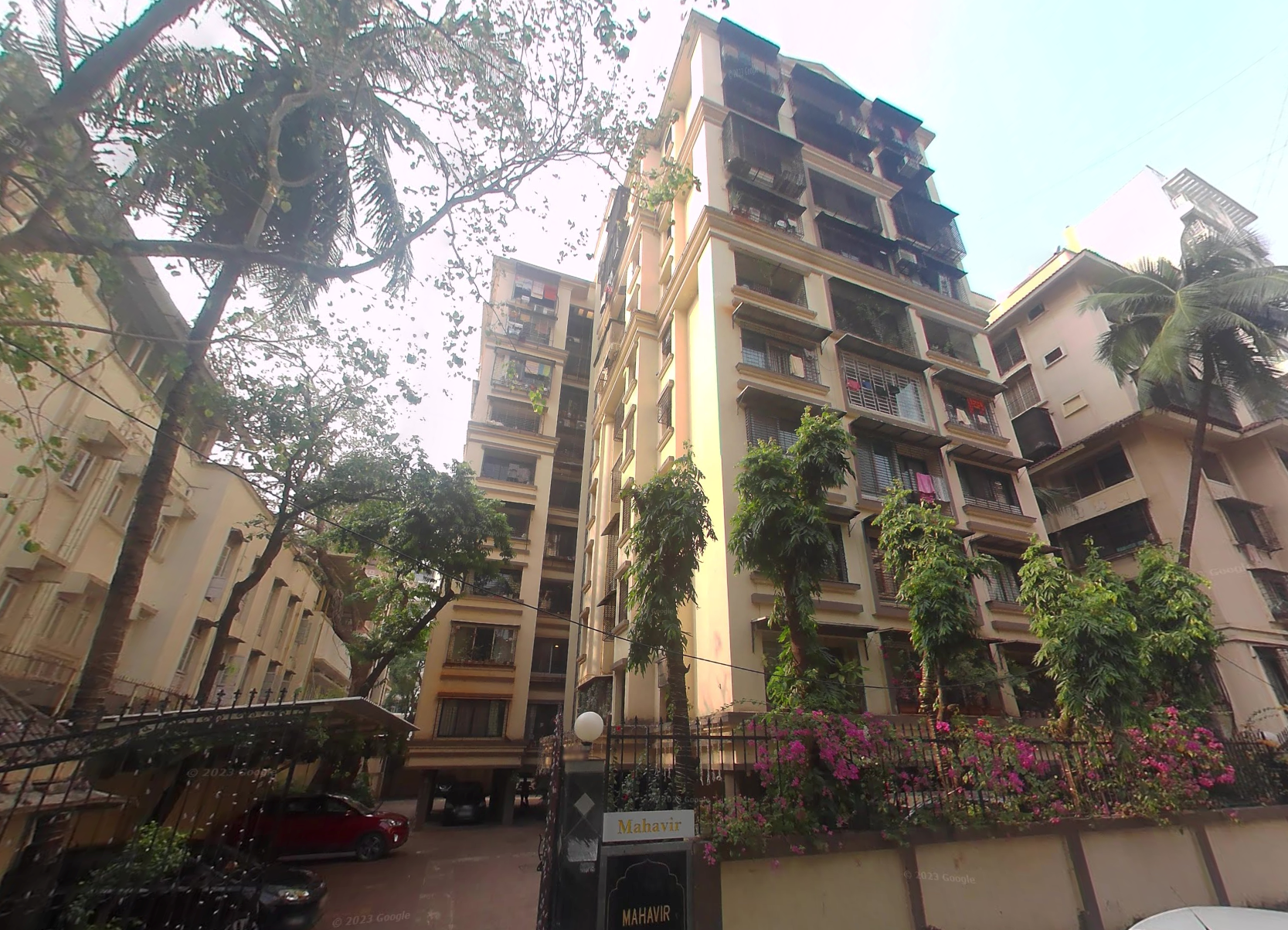 Mahavir Apartment in Santacruz West
