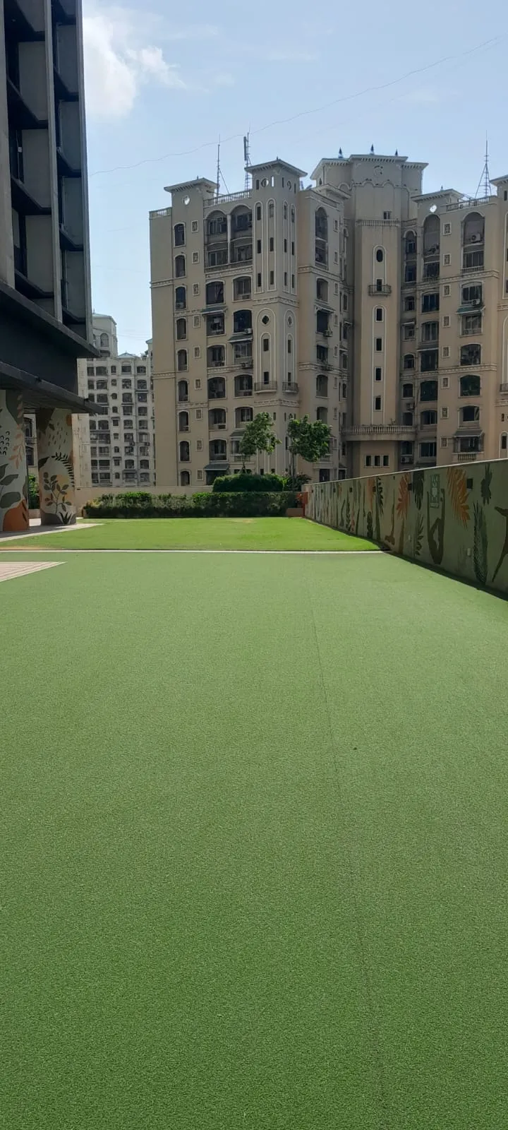 Dosti Eastern Bay — Wadala