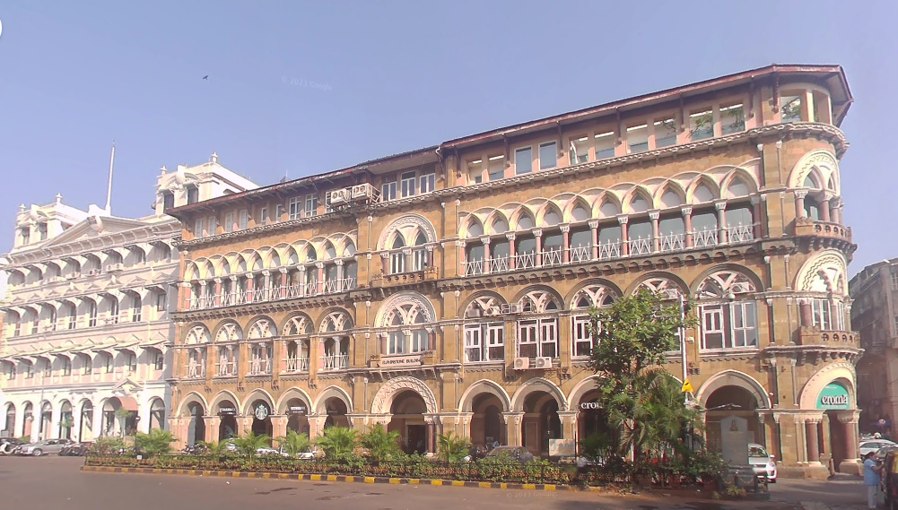 Elphinstone Building in Fort