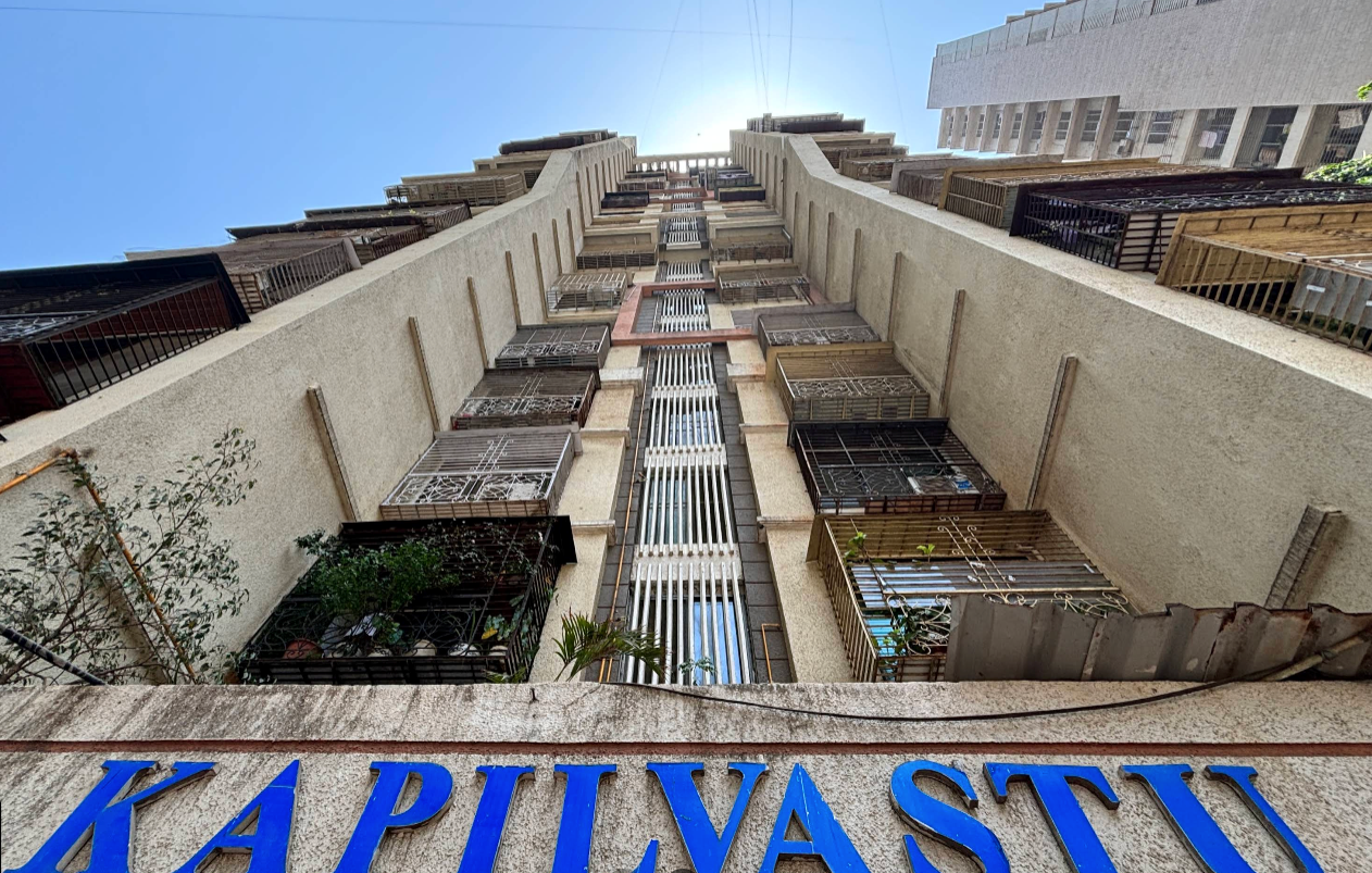 2 BHK Kapilvastu CHS Ltd in Goregaon West