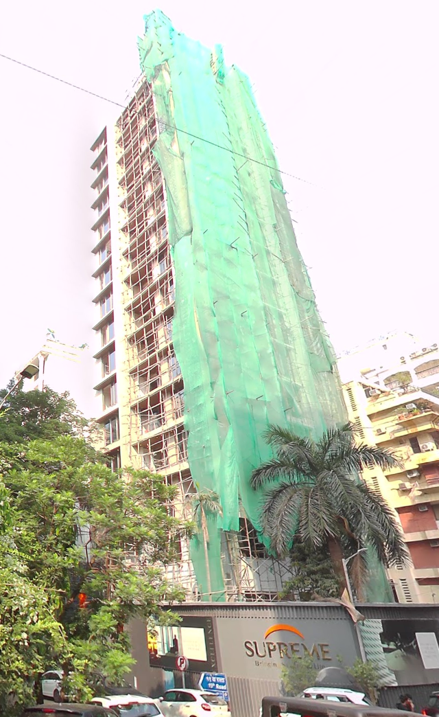 3 BHK Supreme Alora in Khar West