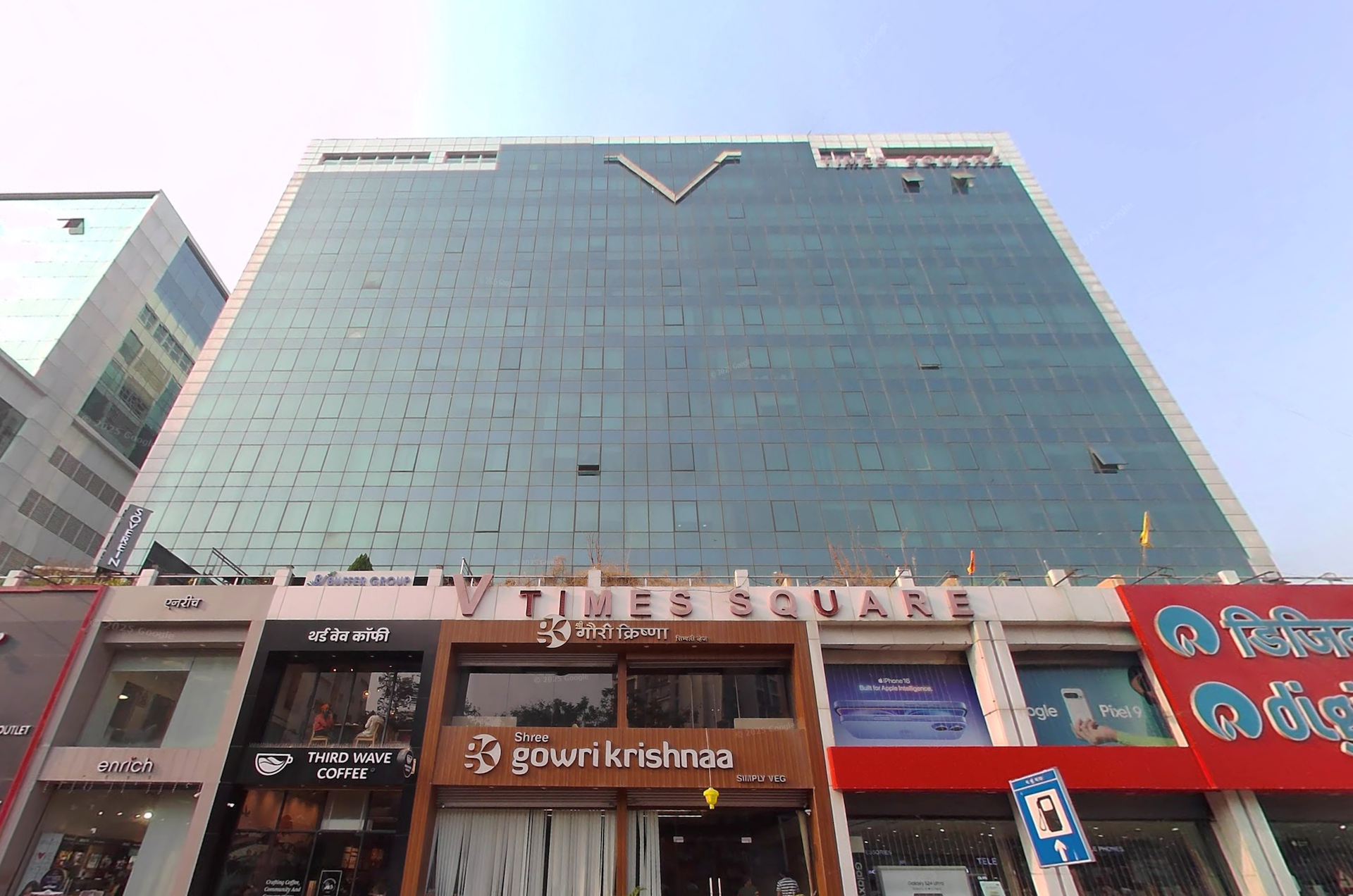 V Times Square flat for rent - Image 2