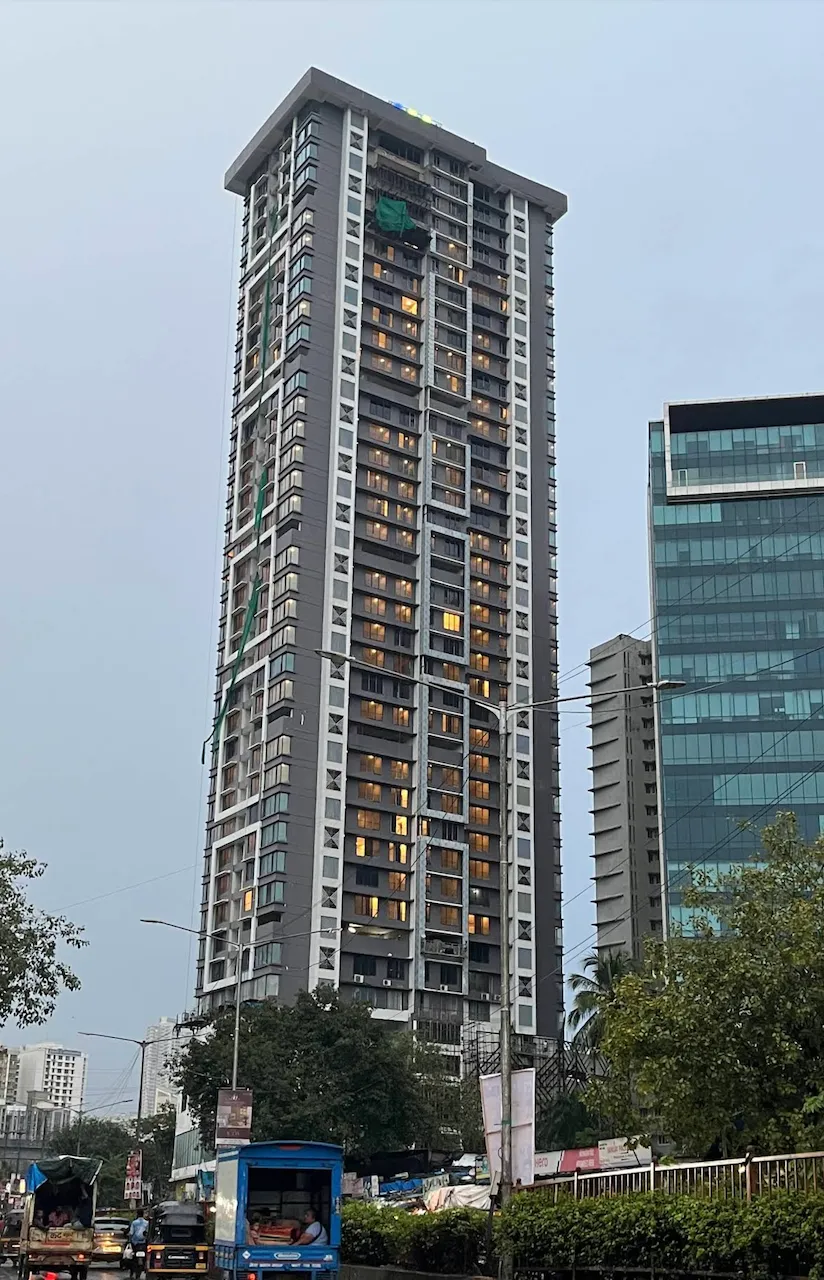 1 BHK Applaud 38
