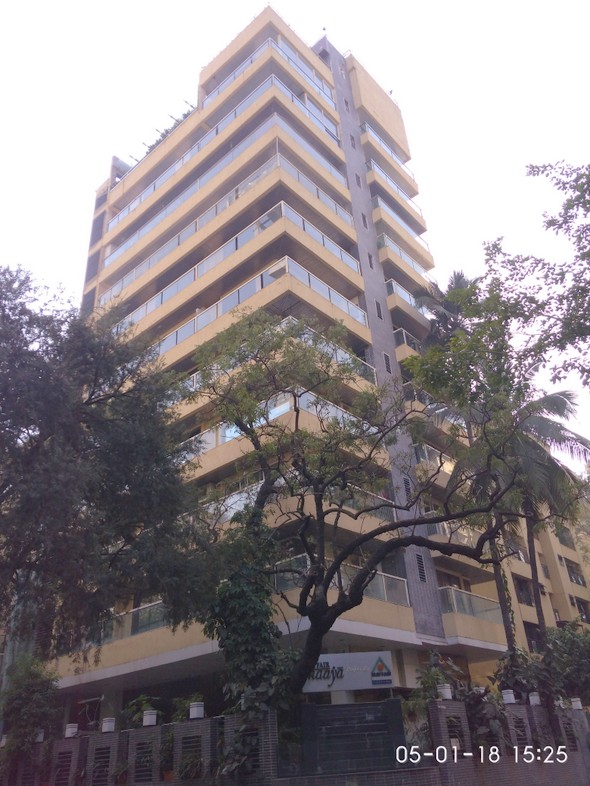 Mayfair Maaya in Khar West