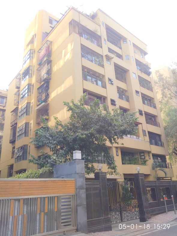 Mayfair Residency in Khar West