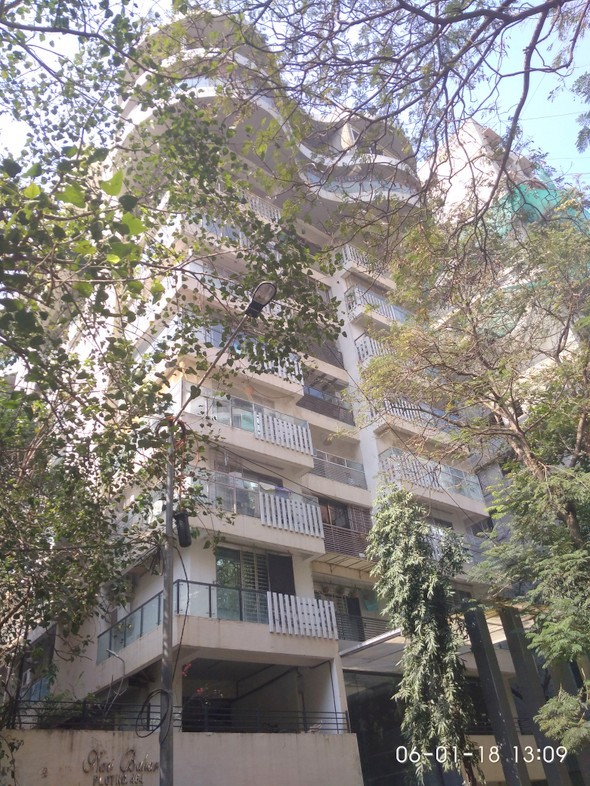 Nav Bahar in Khar West