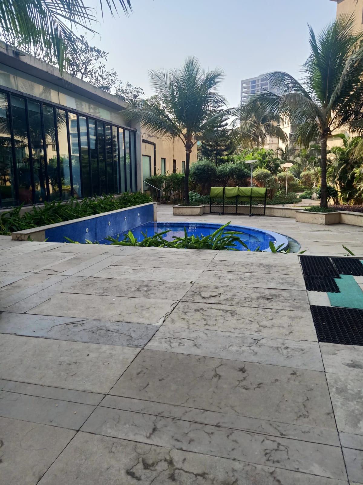 Oberoi Springs flat for rent - Image 2