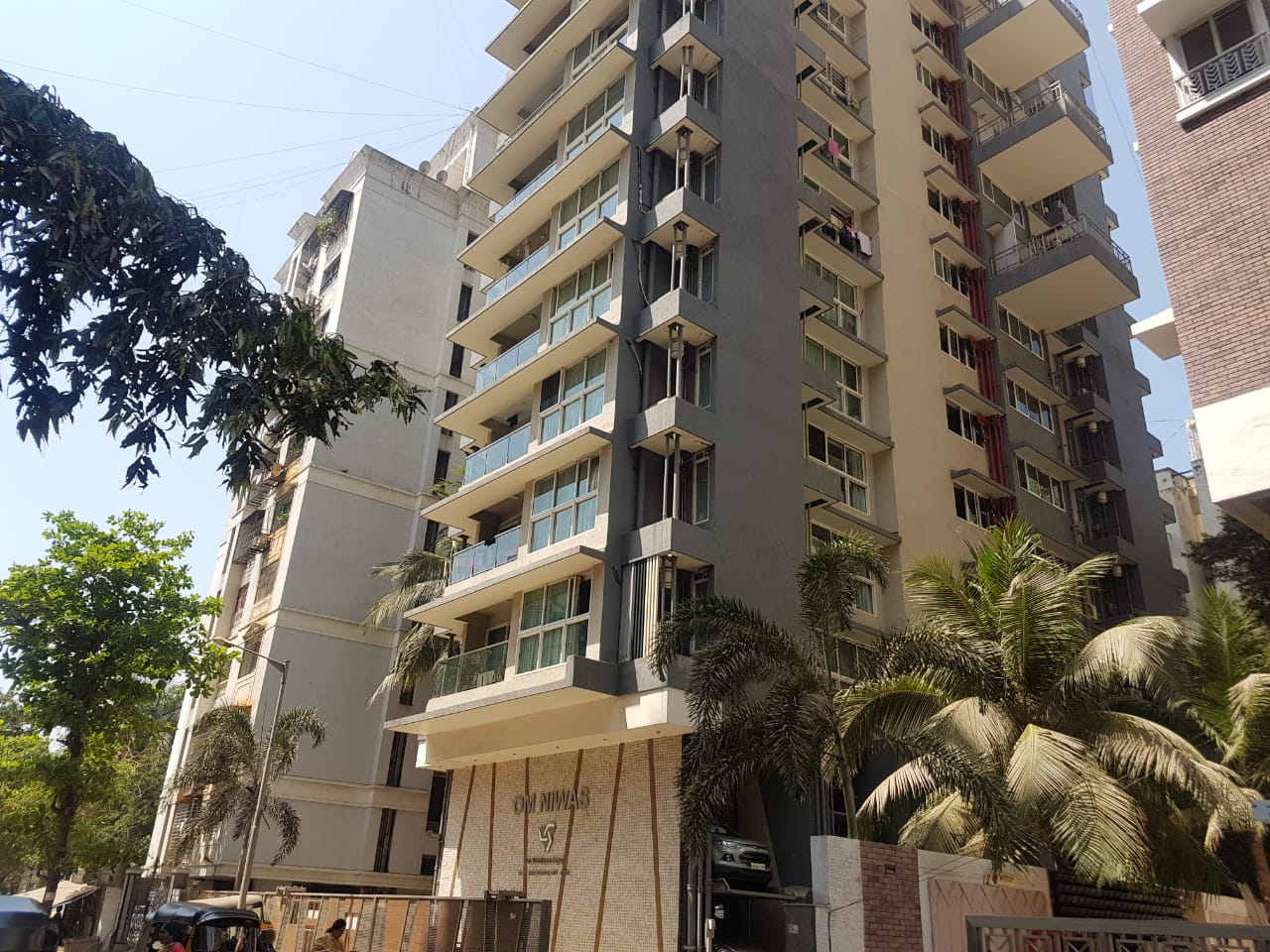 Om Niwas in Juhu