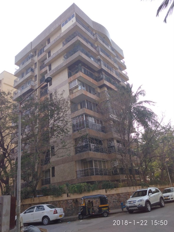 3 BHK Preetika Apartment in Santacruz West
