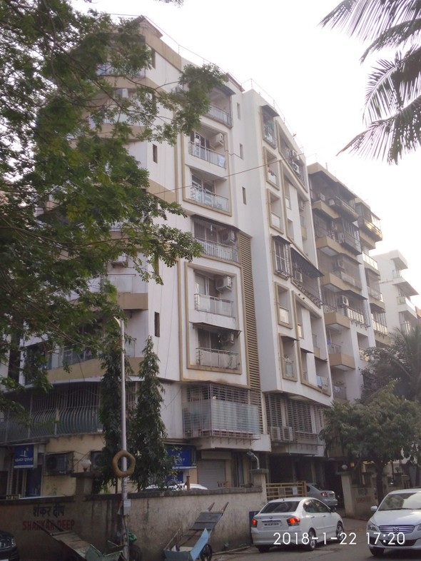 4 BHK Shankardeep in Santacruz West