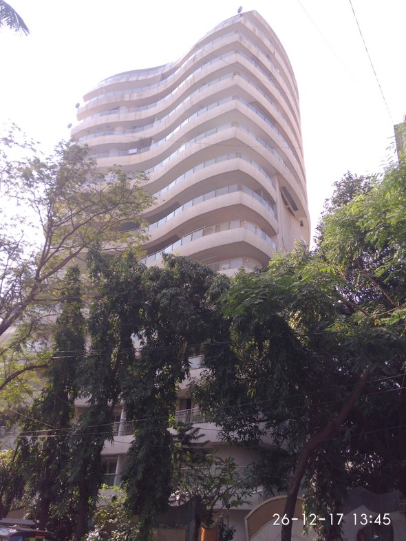 3 Supreme Residency in Bandra West