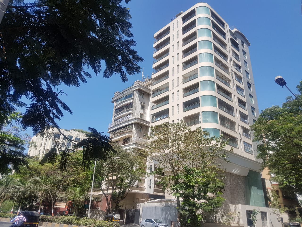 Tapan in Juhu