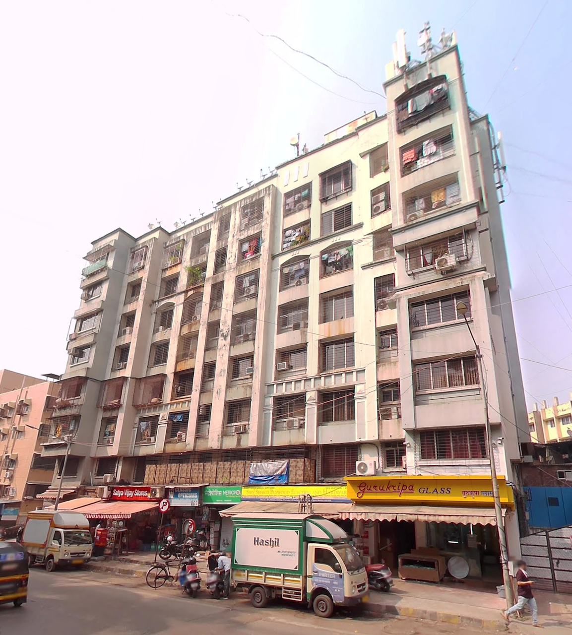2 BHK The Platinum in Andheri West