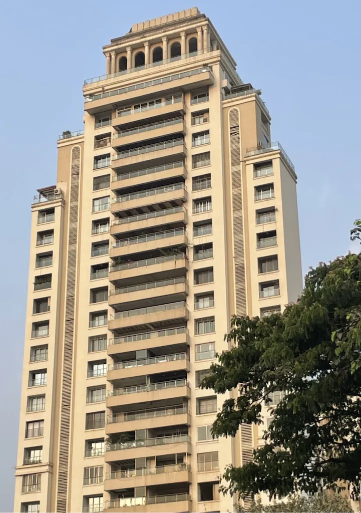 3 El Prado in Dadar East