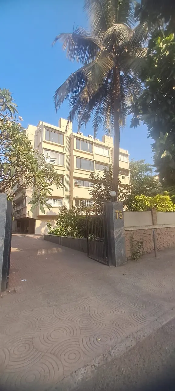 Jayshree Apartment — Worli (1)