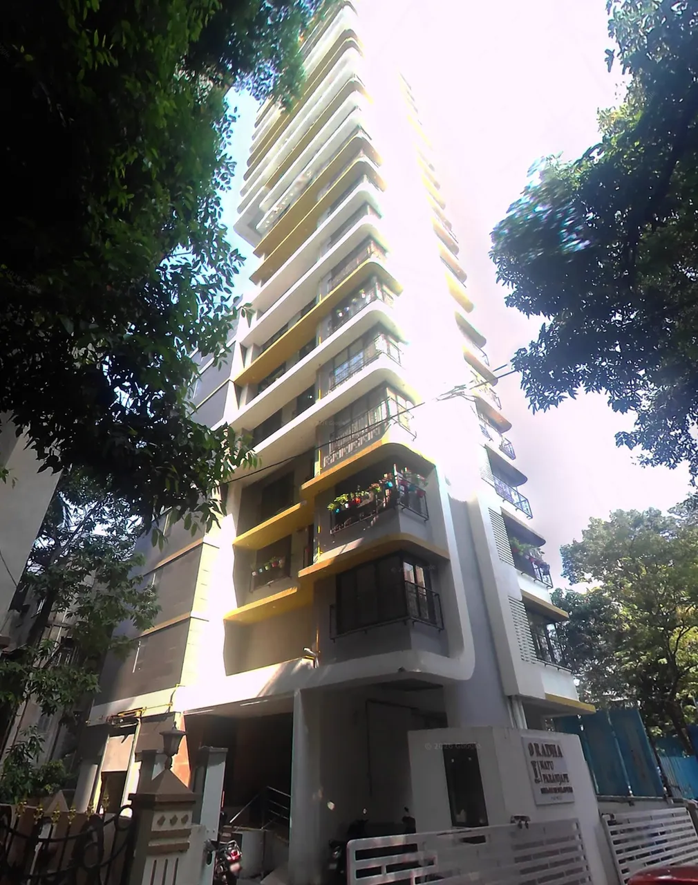 9 Radha — Dadar East
