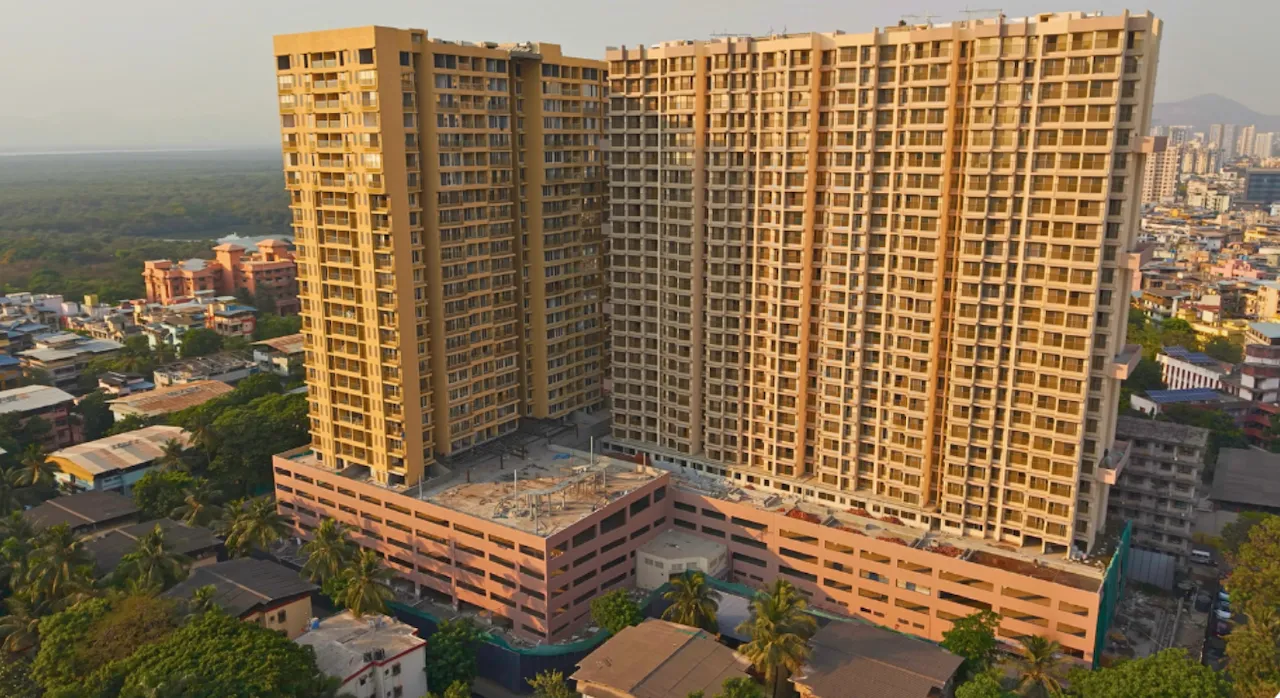 2 BHK 10 Marina Bay