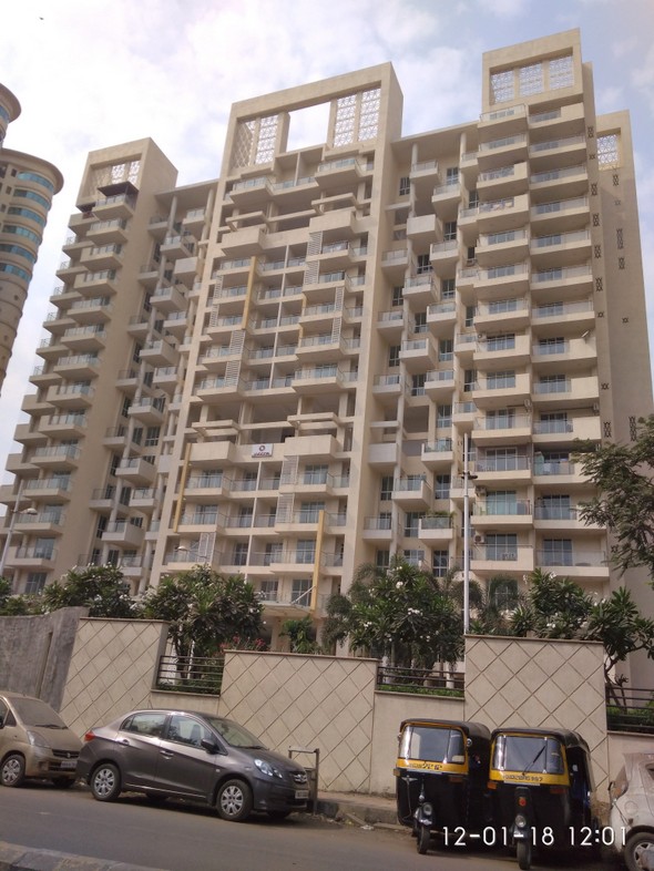 Yvonne flat for rent - Image 2