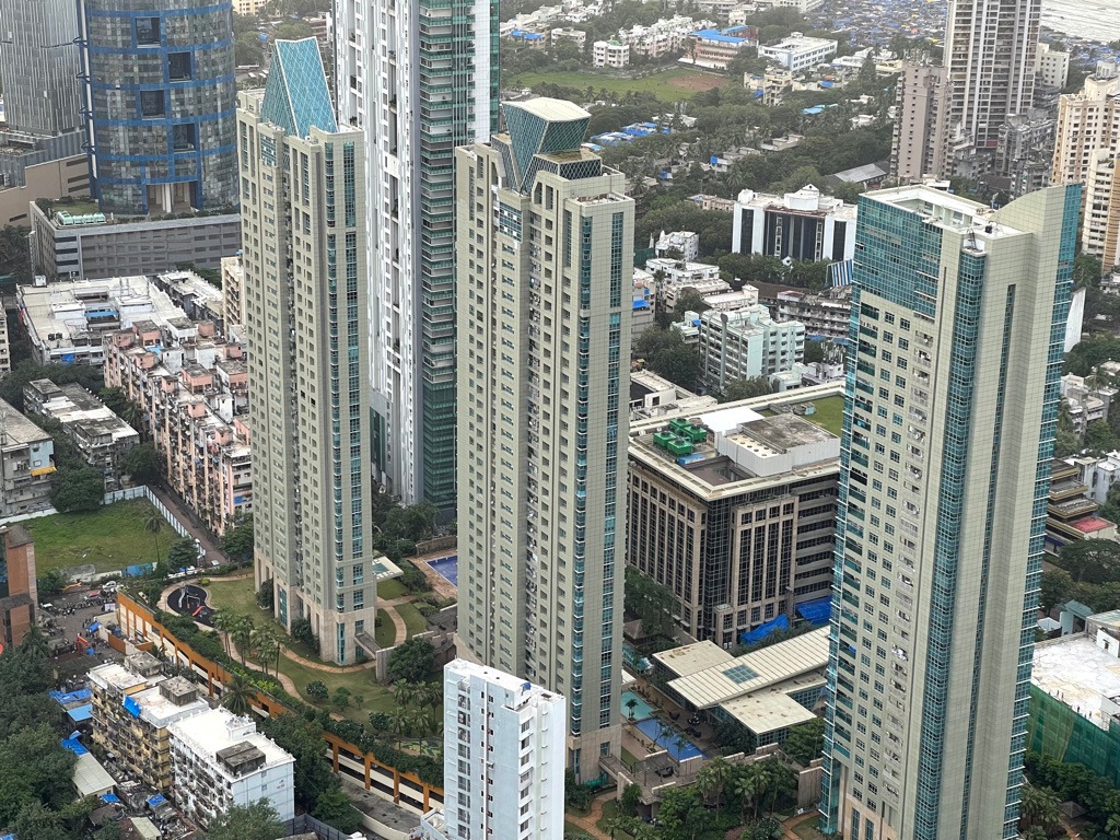 Beaumonde in Prabhadevi