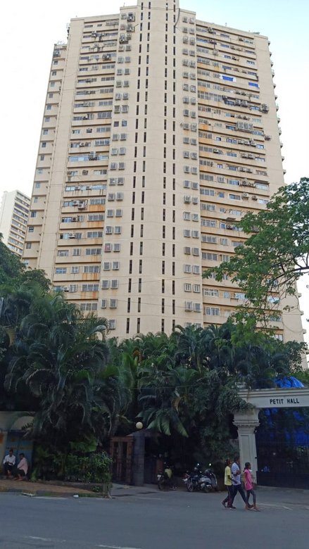 Silver Arch for rent in Nepeansea Road