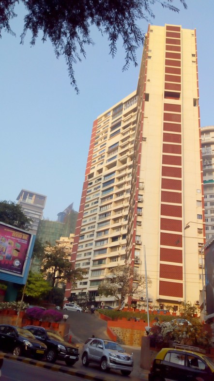 Woodlands for rent in Peddar Road