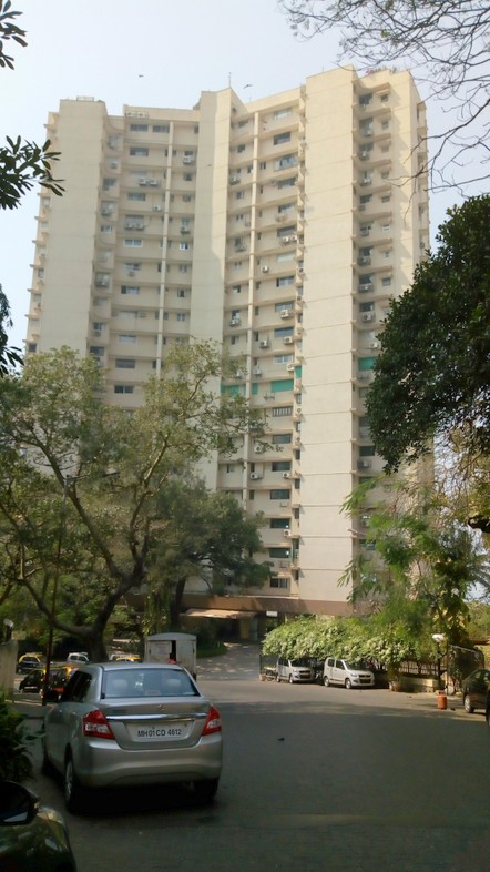 Manek in Nepeansea Road