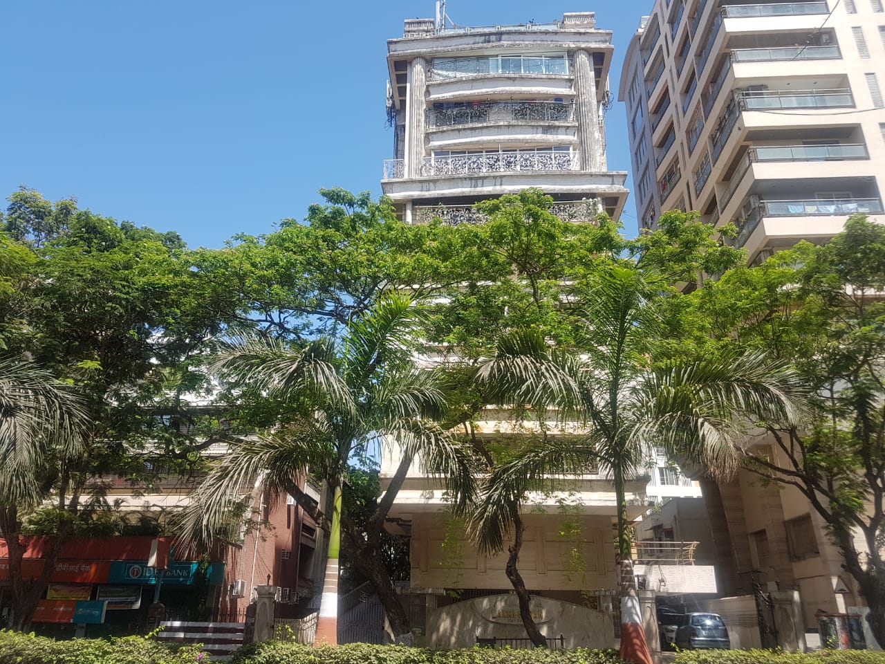Laxmi Sadan โ Juhu