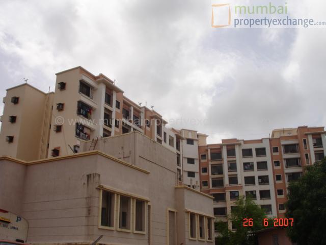 Heritage flat for rent - Image 6