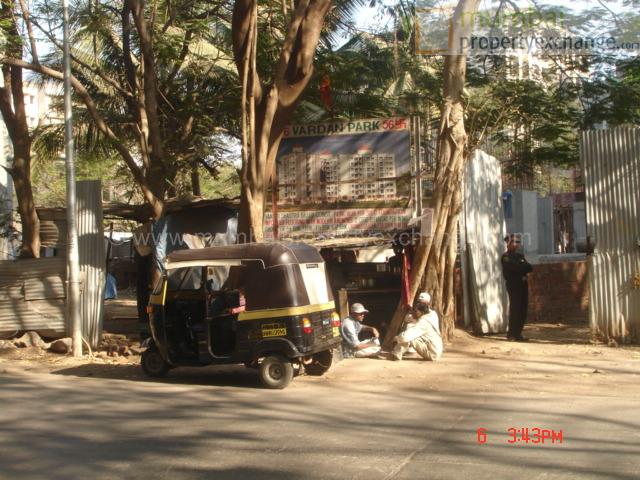 Vardan Park flat for rent - Image 2