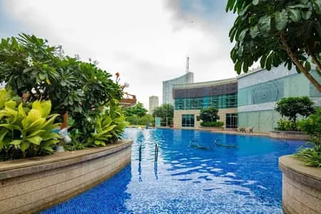 K Raheja Modern Vivarea — Mahalaxmi (3)