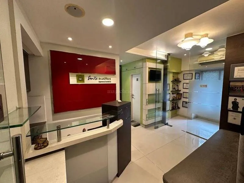 Office in Pali Hill Apartment
