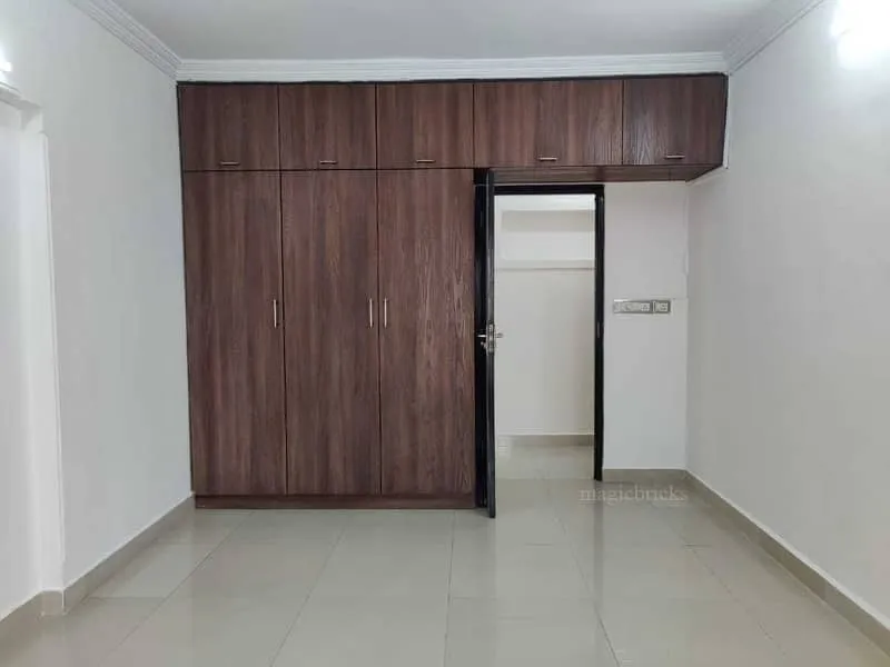 3 BHK Legend Apartments in Santacruz East