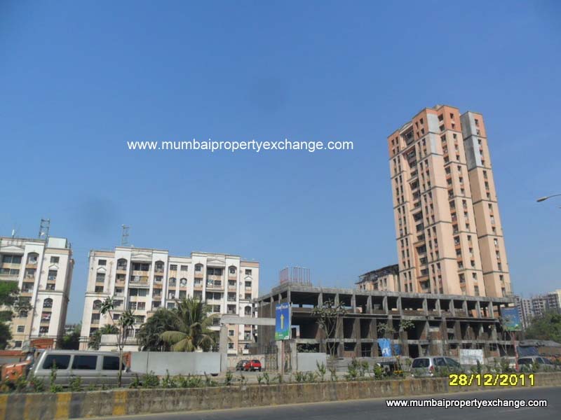 2 BHK Vardhman Garden in Thane West