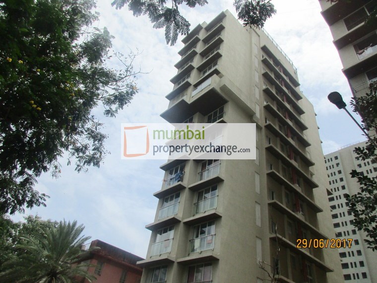 Ishaan — Khar West