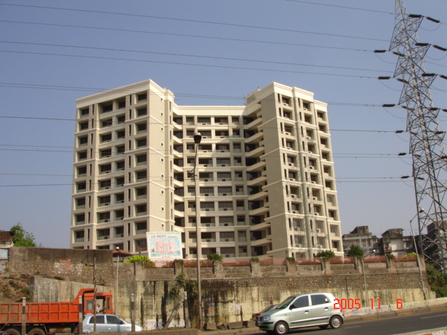 2 BHK Lemont in Malad East