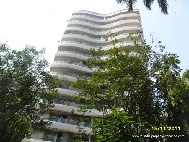 Supreme Residency โ Bandra West