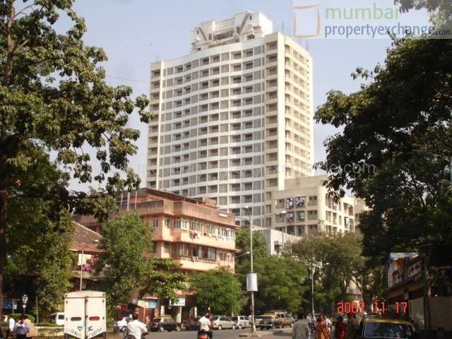Om Residency β Parel
