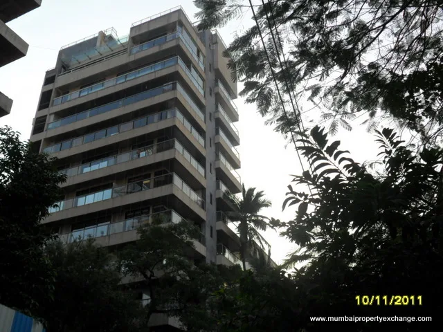 Mayfair Maaya — Khar West